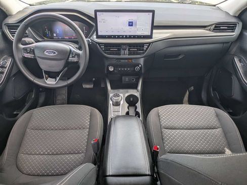 Used 2023 Ford Escape Active w/ Tech Pack #1 FWD image 3