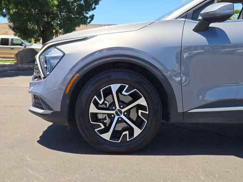 Used 2023 Kia Sportage EX FWD image 8