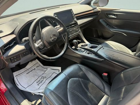 Used 2019 Toyota Avalon XLE w/ Moonroof Package image 37