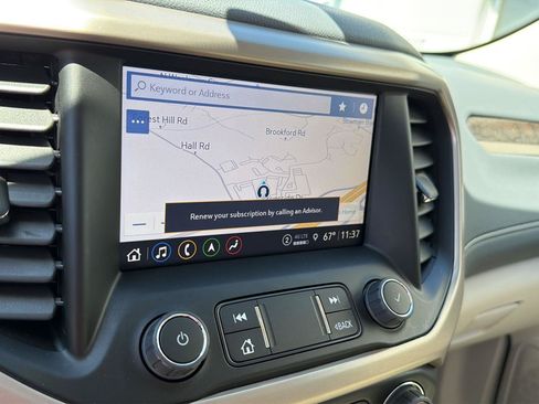 Used 2023 GMC Acadia Denali w/ Denali Technology Package FWD image 25