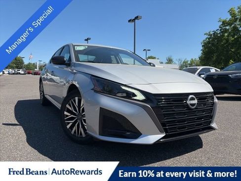 New 2026 Nissan Altima 2.5 SV FWD image 1