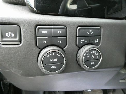 Certified 2025 Chevrolet Silverado 1500 LT Trail Boss w/ Convenience Package II image 26