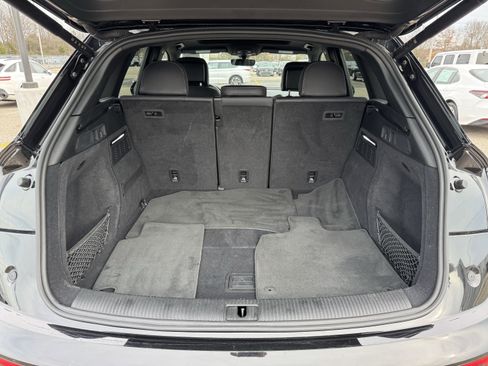 Used 2025 Audi Q5 2.0T Premium image 8