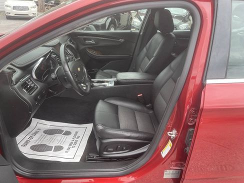 Used 2015 Chevrolet Impala LT FWD image 10