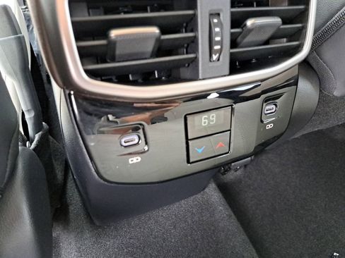 Used 2024 Lexus RX 350 Premium image 10