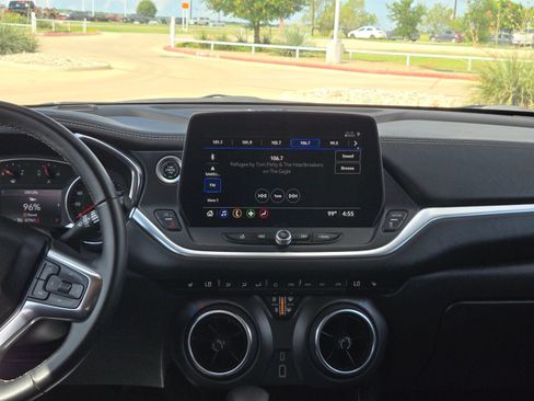 Used 2024 Chevrolet Blazer LT FWD image 16