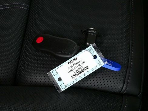 New 2026 Porsche Macan Turbo image 41