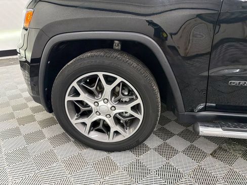 Used 2022 Jeep Grand Cherokee Limited w/ Trailer Tow Group IV AWD/4WD image 12
