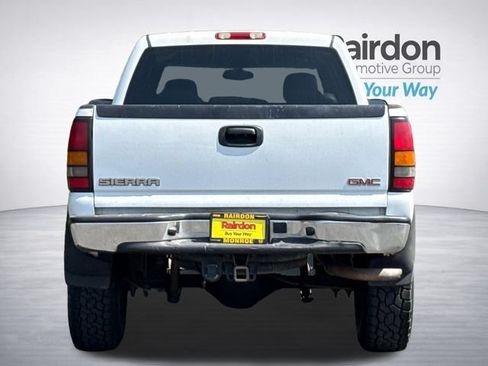 Used 2004 GMC Sierra 2500 SLE AWD/4WD image 5