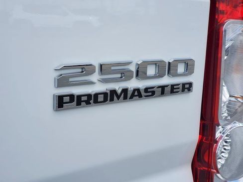 Used 2025 RAM ProMaster 2500 FWD image 26