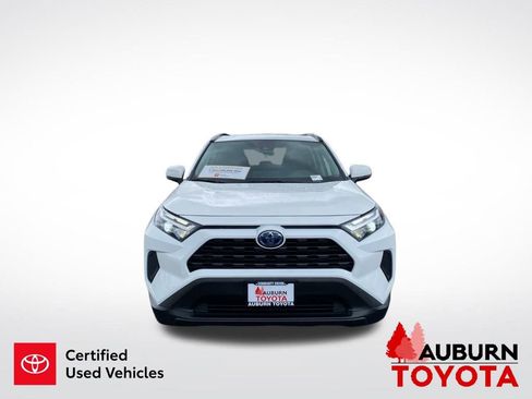 Certified 2024 Toyota RAV4 LE AWD/4WD image 3