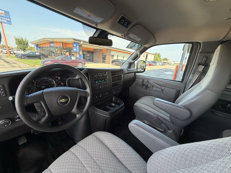 Used 2024 Chevrolet Express 3500 LT w/ LT Preferred Equipment Group RWD image 10