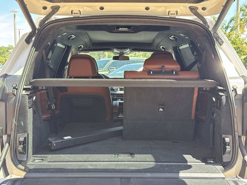 Used 2021 BMW X7 xDrive40i w/ M Sport Package AWD/4WD image 5