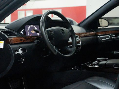 Used 2008 Mercedes-Benz S 63 AMG image 21