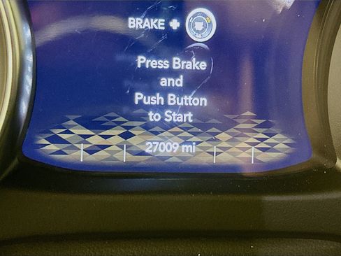 Used 2022 Jeep Wrangler Sahara image 19