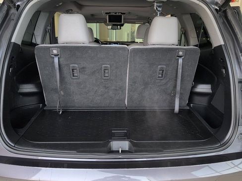 Used 2018 Honda Pilot Elite image 48