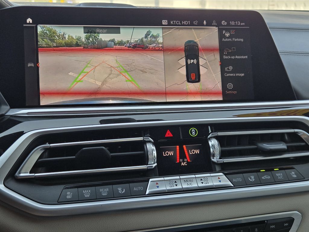 Used 2021 BMW X7 M50i AWD/4WD image 18