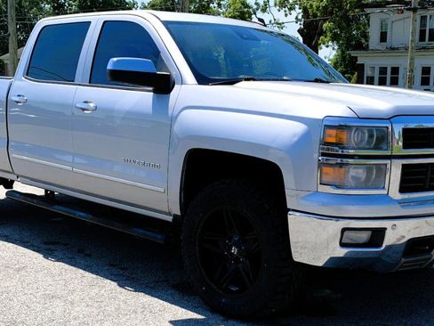 Used 2014 Chevrolet Silverado 1500 LTZ Z71 w/ LTZ Plus Package AWD/4WD image 7