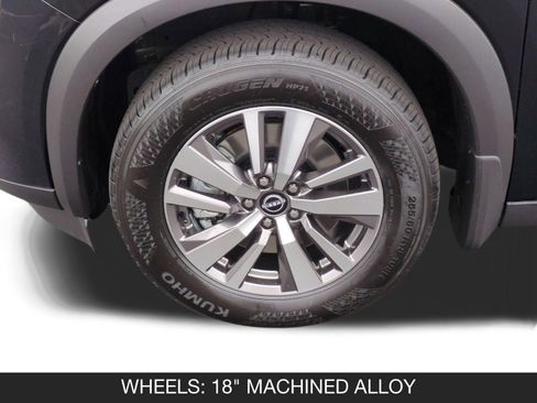 New 2026 Nissan Pathfinder SL image 11