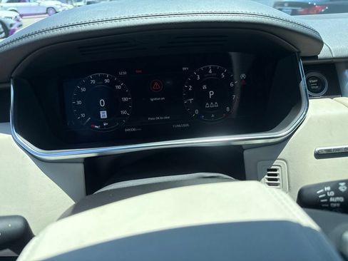 Used 2020 Land Rover Range Rover HSE AWD/4WD image 12
