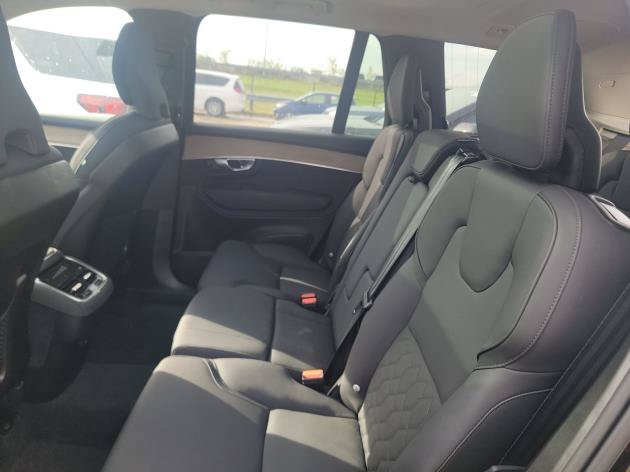 Used 2026 Volvo XC90 B6 Plus AWD/4WD image 9