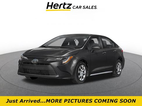 Used 2025 Toyota Corolla LE FWD image 1
