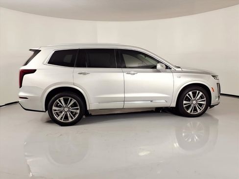 Used 2020 Cadillac XT6 Premium Luxury image 24