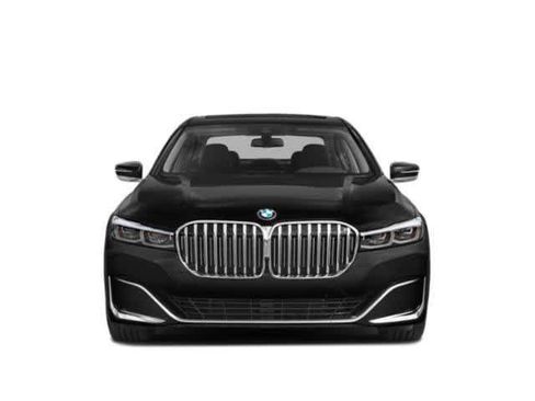 Used 2022 BMW 740i w/ M Sport Package RWD image 7