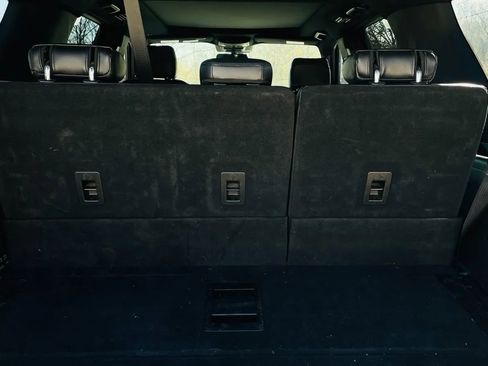 Used 2019 Ford Expedition Limited w/ Equipment Group 301A image 10