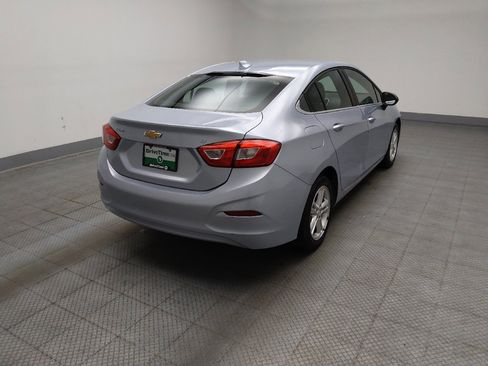 Used 2018 Chevrolet Cruze LT w/ Convenience Package FWD image 9