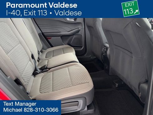 Used 2021 Ford Escape SE w/ SE Sport Appearance Package image 11