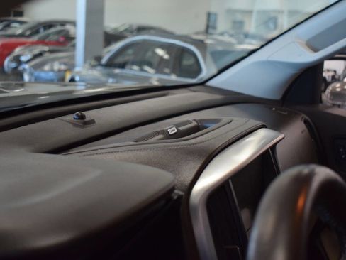 Used 2015 GMC Canyon SLT w/ Driver Alert Package image 62