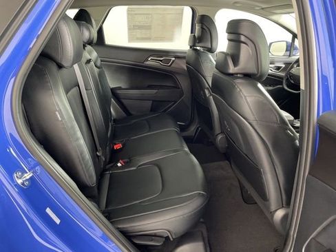 New 2026 Kia Sportage EX w/ EX Panorama Roof Package image 43