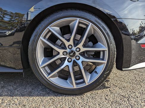 Used 2017 Ford Mustang GT Premium image 51