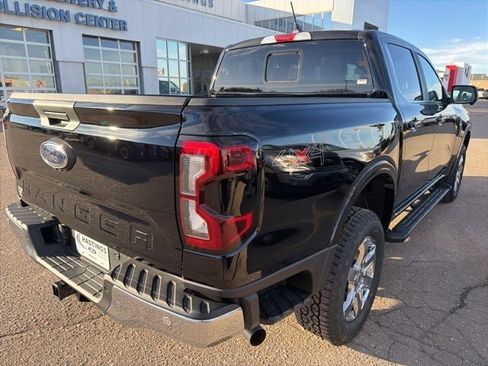 New 2025 Ford Ranger Lariat w/ Chrome Accent Package image 6