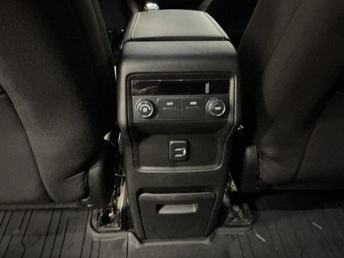 Used 2017 GMC Acadia SLE w/ Driver Alert Package I FWD image 19