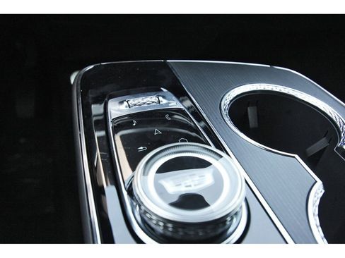 New 2026 Cadillac Lyriq Signature Luxury image 19