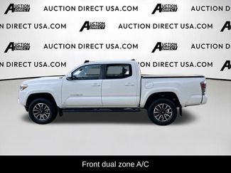 Used 2021 Toyota Tacoma TRD Sport w/ Technology Package AWD/4WD video 3