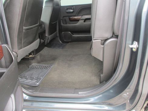 Used 2017 GMC Sierra 2500 SLT AWD/4WD image 24