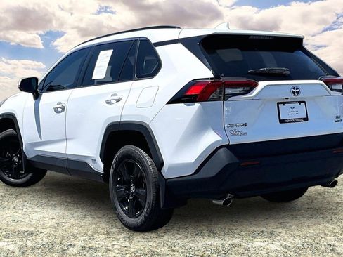 Used 2024 Toyota RAV4 XLE w/ Convenience Package AWD/4WD image 4