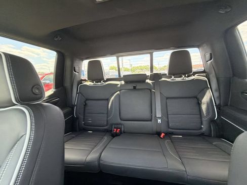 New 2026 GMC Sierra 1500 AT4X AWD/4WD image 28