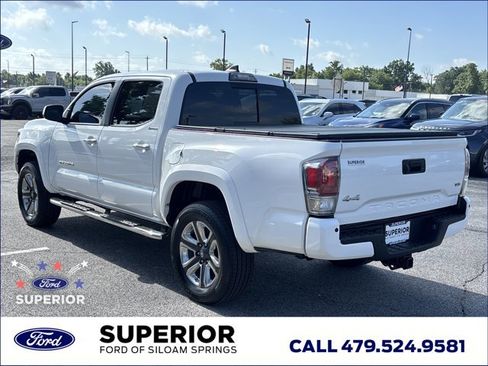 Used 2019 Toyota Tacoma Limited AWD/4WD image 8