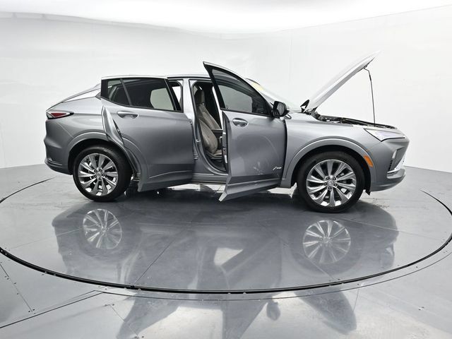 Used 2024 Buick Envista Avenir FWD image 38