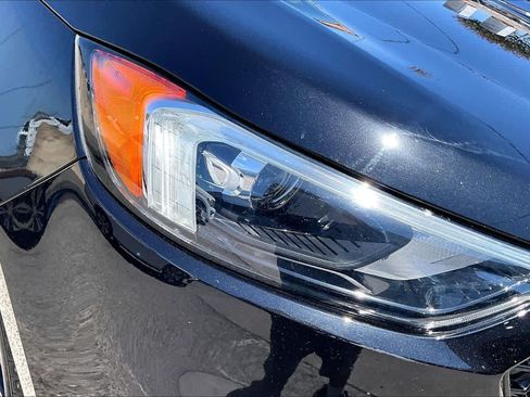 Used 2021 Ford Edge ST-Line FWD image 30
