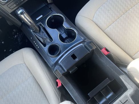 Used 2016 Ford Explorer Base image 22