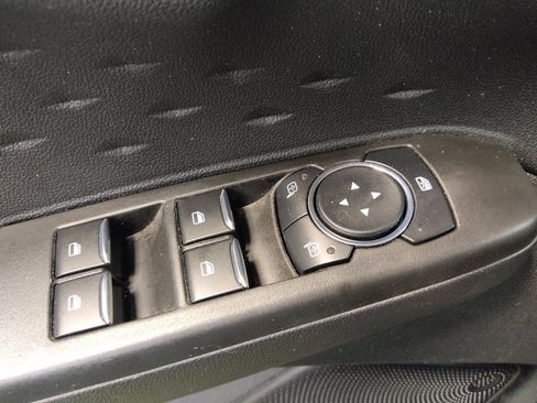 Used 2020 Ford Escape SE Sport image 27