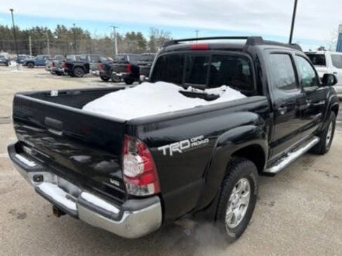 Used 2013 Toyota Tacoma 4x4 Double Cab image 4