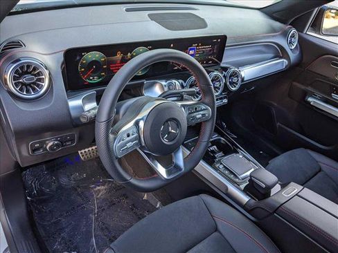 New 2023 Mercedes-Benz EQB 350 4MATIC SUV image 10