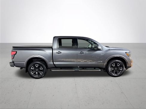 Used 2021 Nissan Titan Platinum Reserve w/ Moonroof Package AWD/4WD image 5