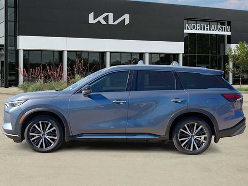 Used 2023 INFINITI QX60 Sensory w/ Vision Package image 4